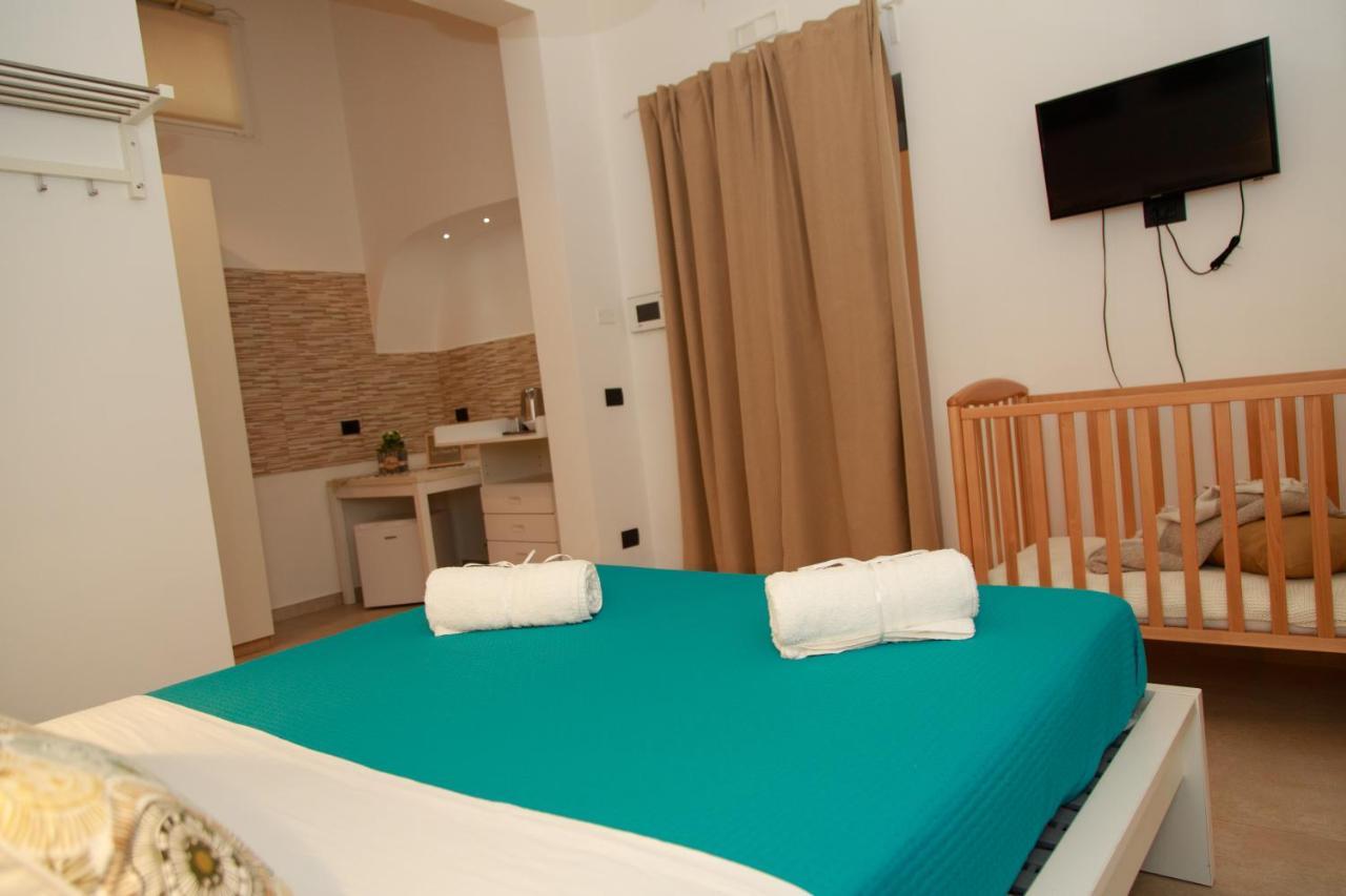 Bed and Breakfast Residenza Le Chianche Latiano Exterior foto