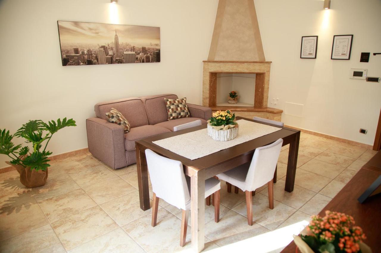 Bed and Breakfast Residenza Le Chianche Latiano Exterior foto